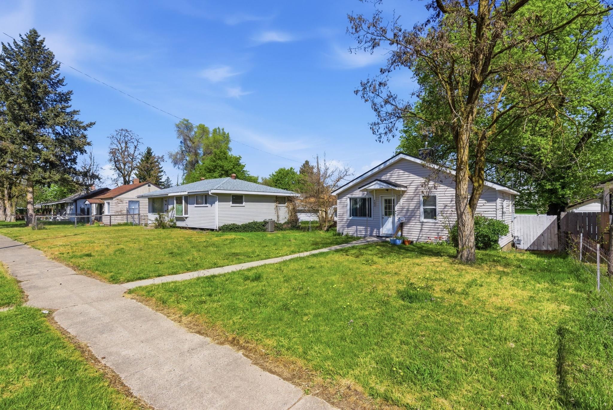 403 Sanson Ave