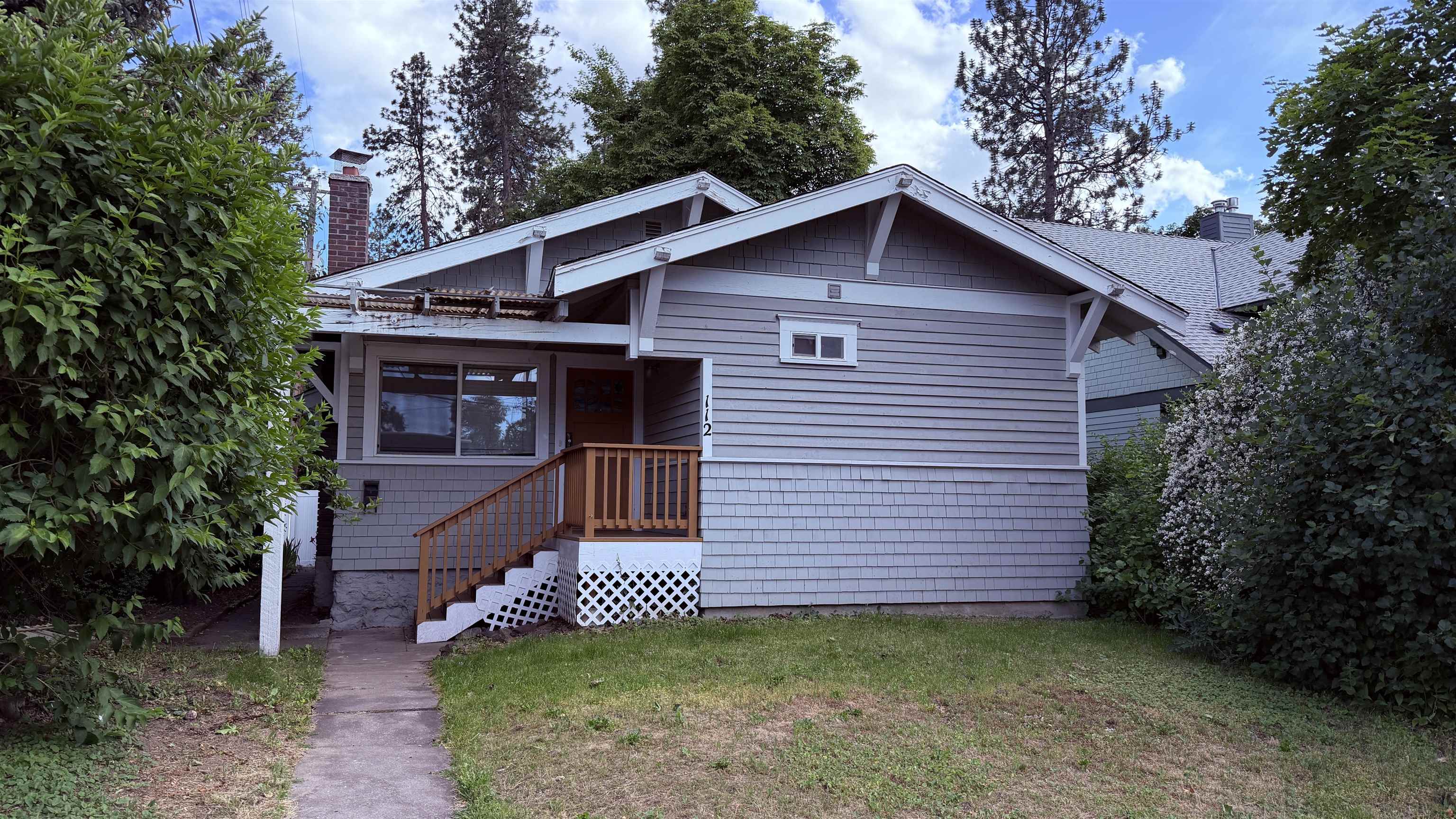 112 16th Ave
