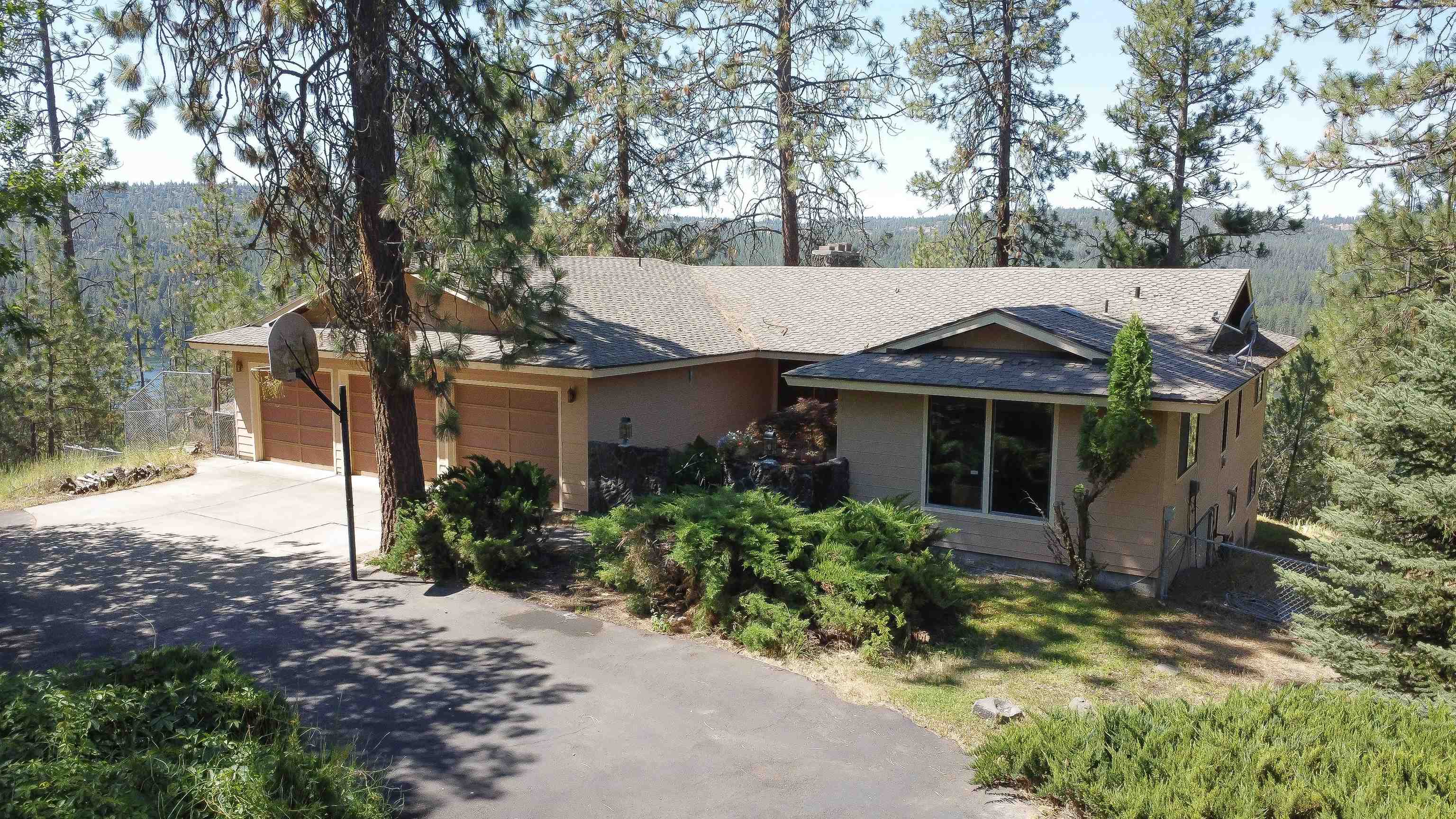 16905 Mockingbird Ct