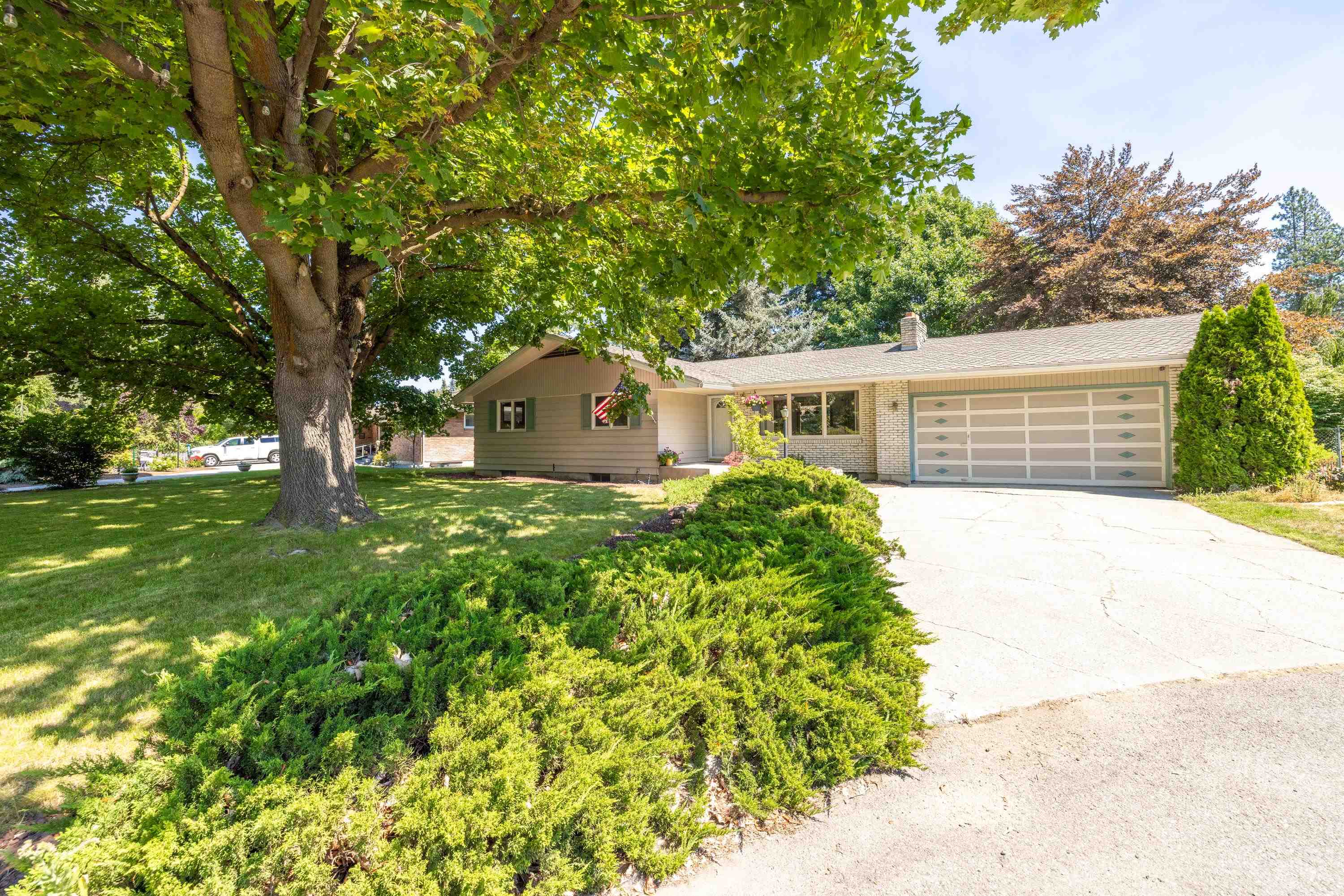 Single Family at 7804 Madison Ct, Spokane, WA