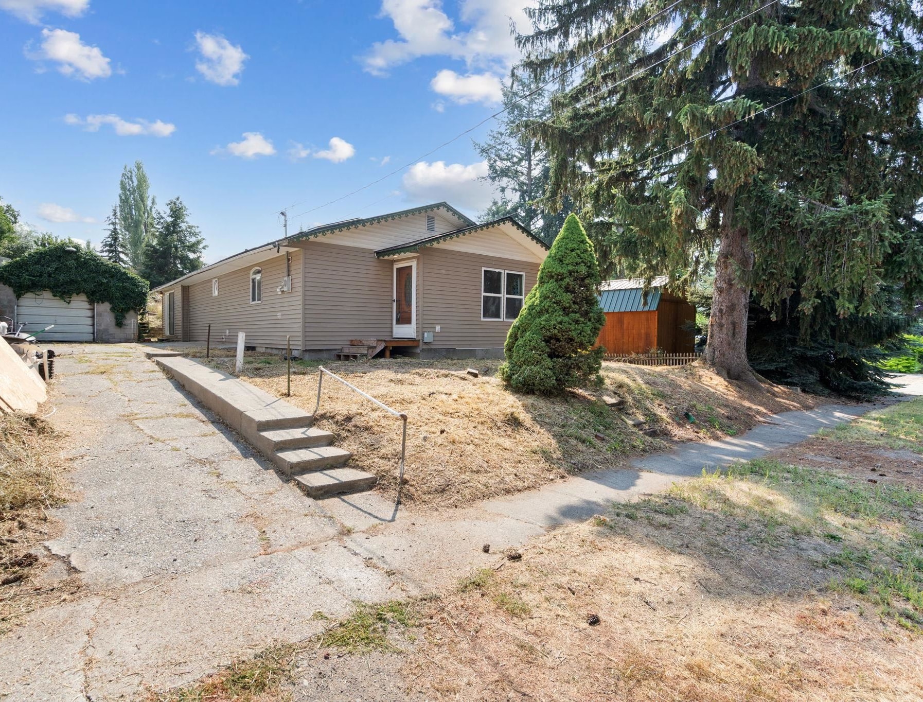 Single Family at 505 McCoy St. St, Oakesdale, WA